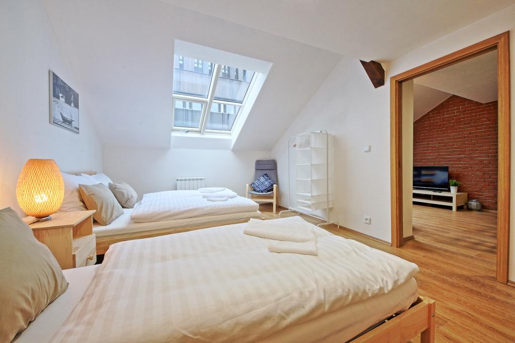 Nabo Apartments Praga Quarto foto