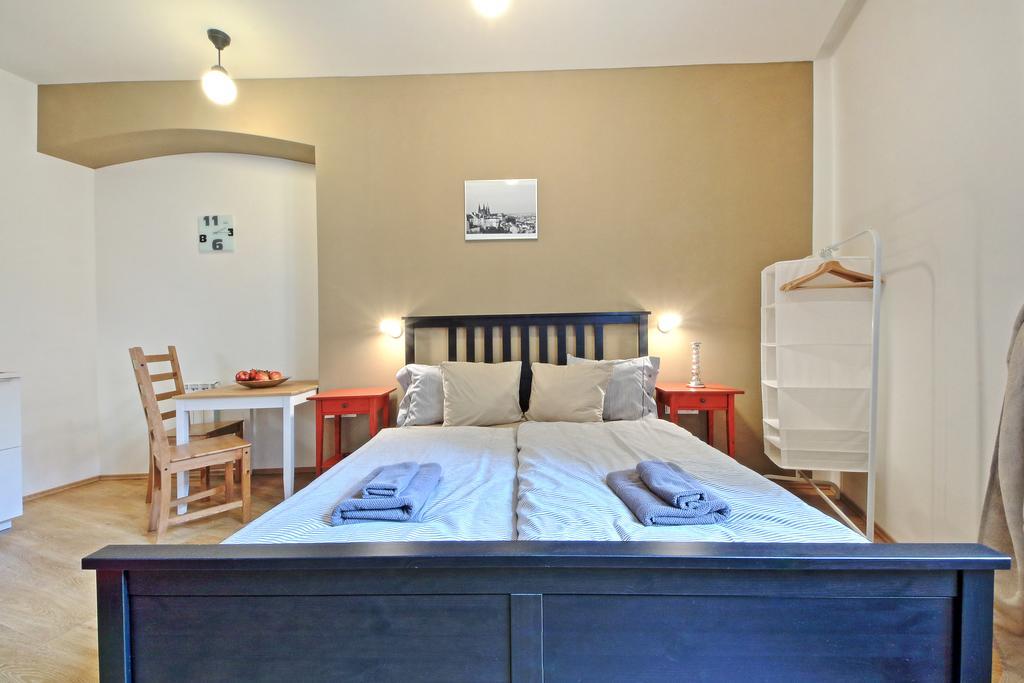 Nabo Apartments Praga Quarto foto