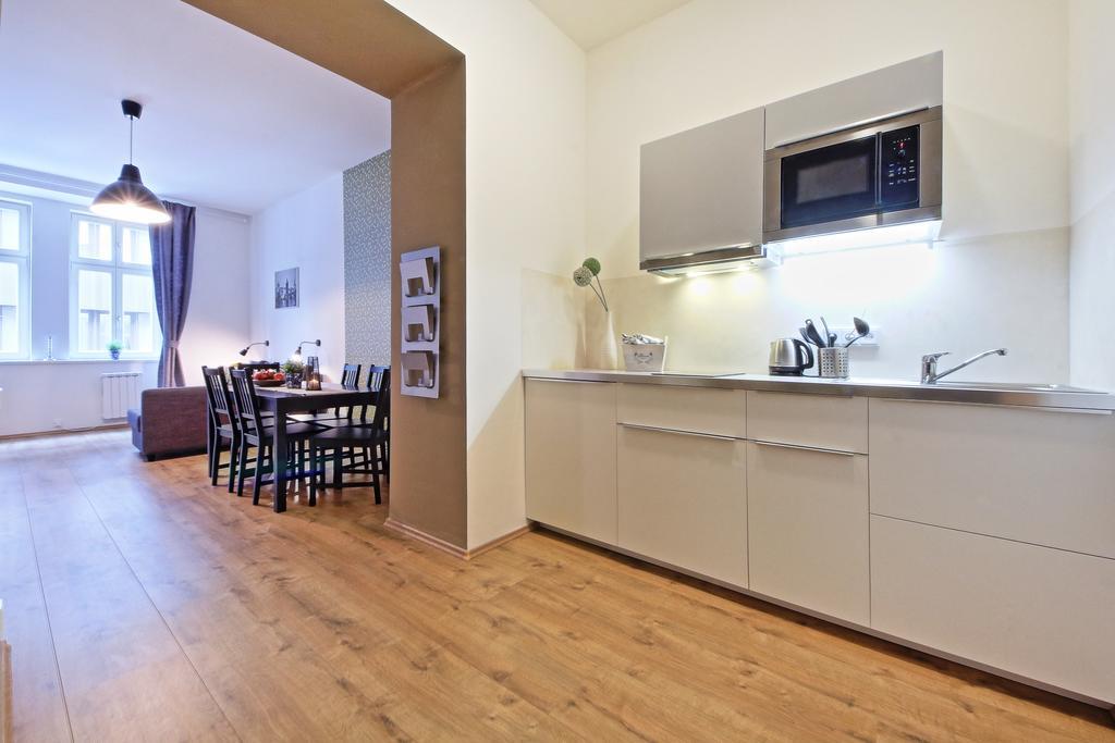 Nabo Apartments Praga Quarto foto