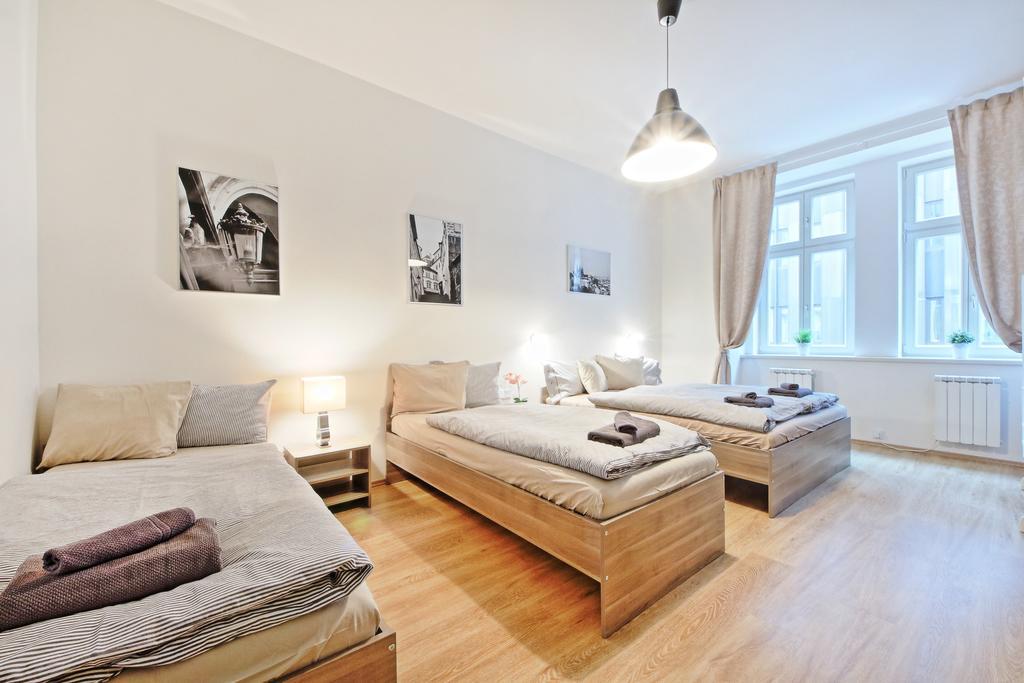 Nabo Apartments Praga Quarto foto